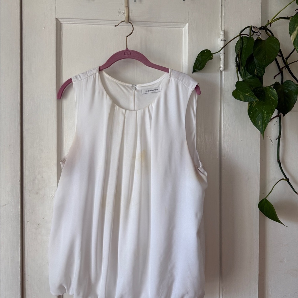Liz Claiborne White Sleeveless Blouse